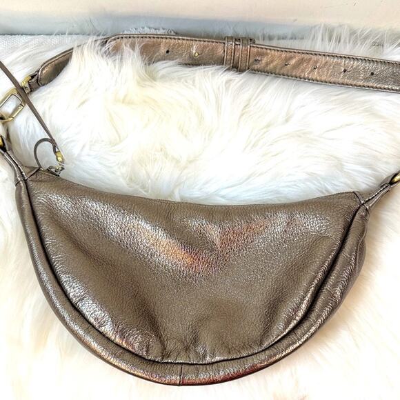 Hobo International Knox Leather Crossbody Bag - Picture 4 of 16